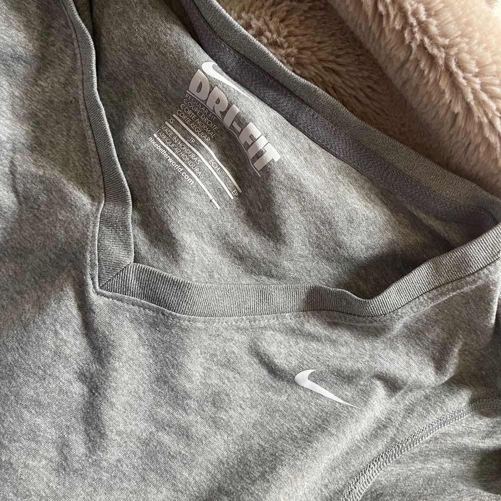 Nike Women's Workout top